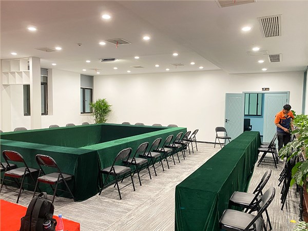 农恋集团会议室灯光改造，回字形会议室用什么灯？