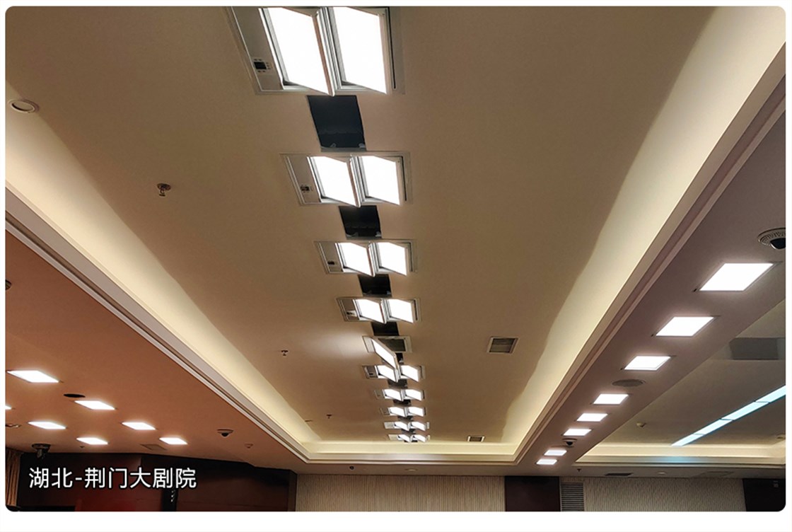 KM-H16电动翻转面光灯 (10)