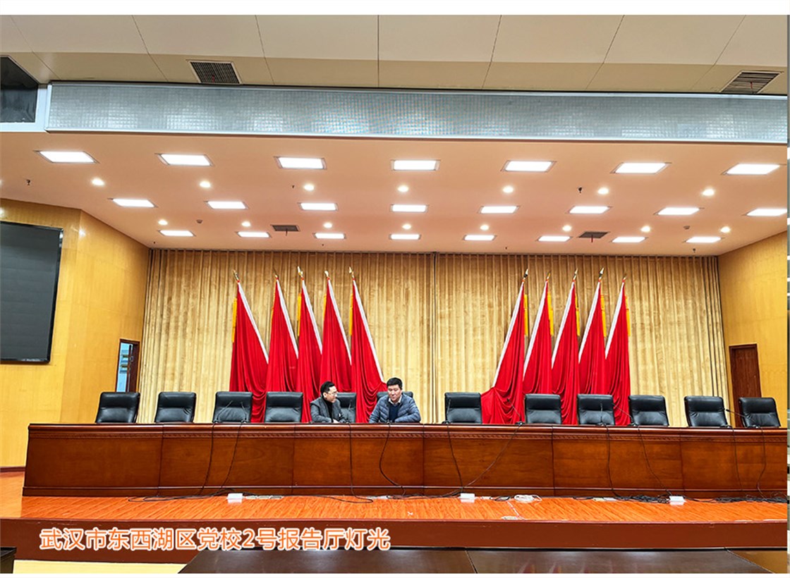 KM-H14A手动翻转面光灯 (16)