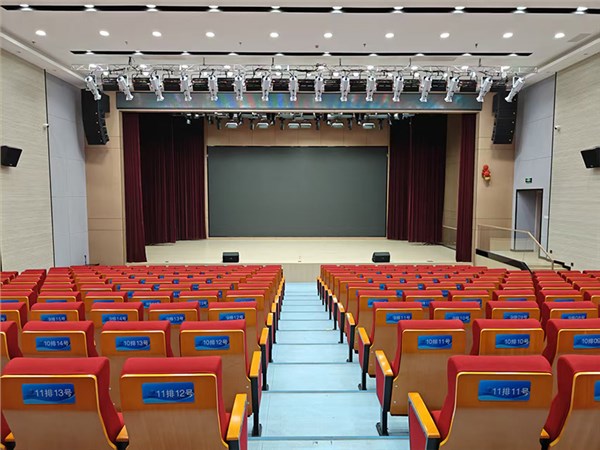 甘肃武都区融媒体中心多功能报告厅灯光系统整体解决方案