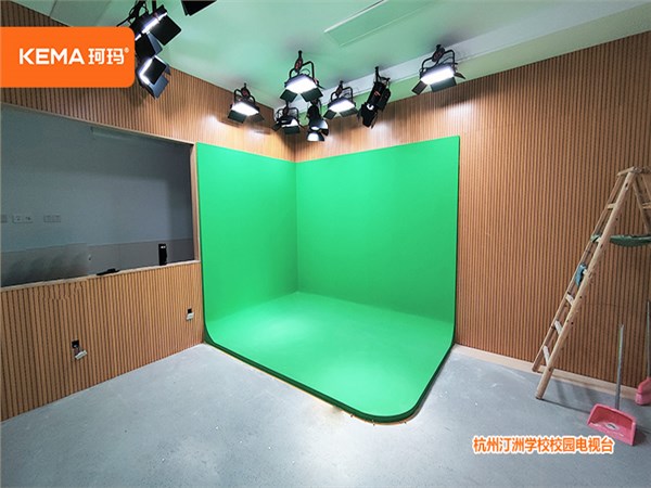 杭州汀洲学校校园电视台演播室灯光项目