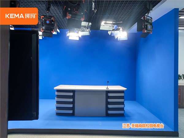 无锡商院校园电视台灯光建设 无锡商院校园电视台灯光建设