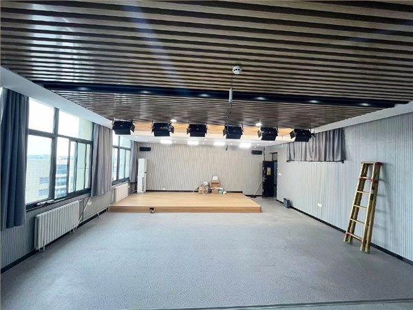 郑州中原工学院新闻传媒学院报告厅灯光改造