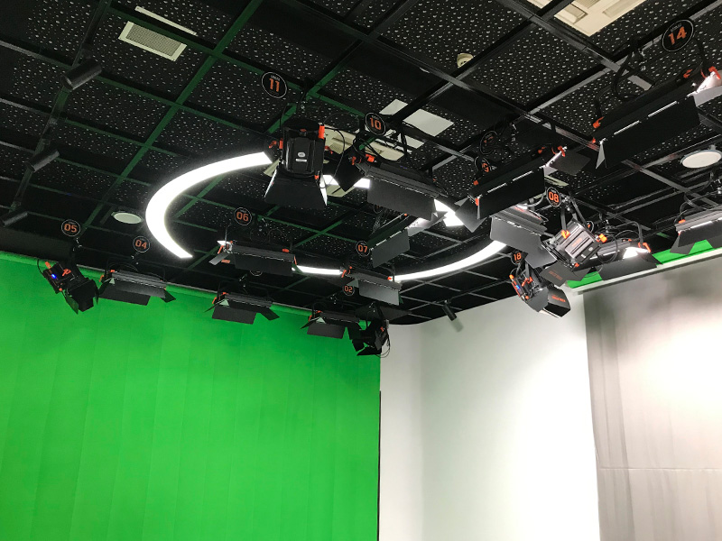 66㎡无锡布勒演播室 实景+虚拟演播室灯光项目