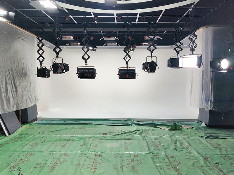 86㎡演播室灯光新建方案：山西太原-太铁集团演播室灯光